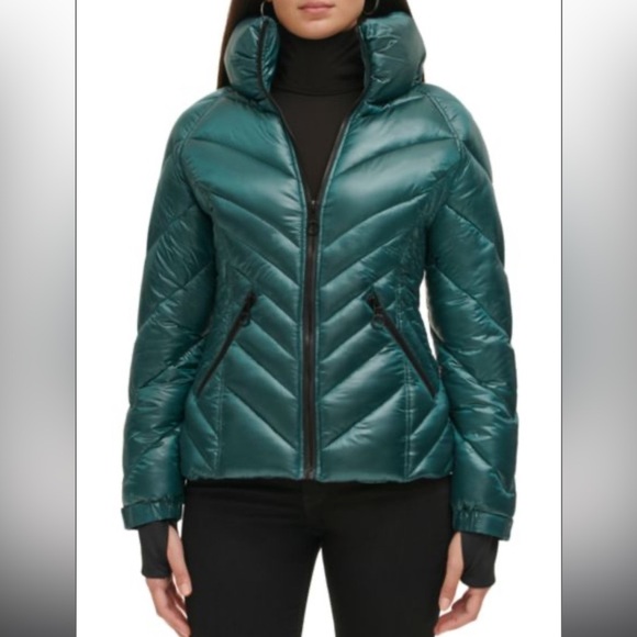 ❤️ GUESS Quilted Puffer Jacket Teal NWT 150.00‼️FINAL SALE - Picture 1 of 4